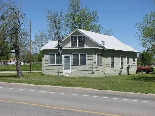 401 N Hill Street, Itasca, TX 76055 - #1