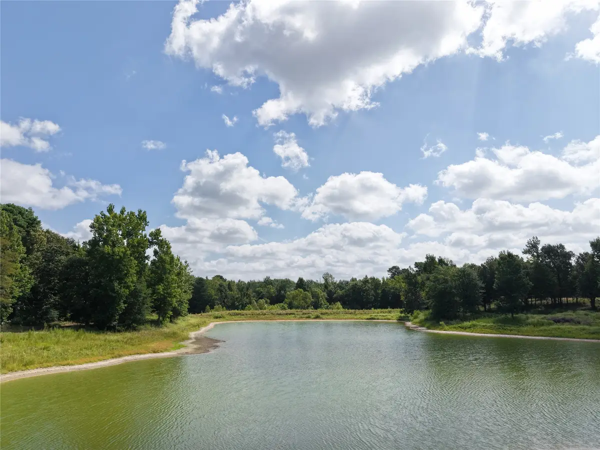 961 County Road 484, Palestine, TX 75803 - #1