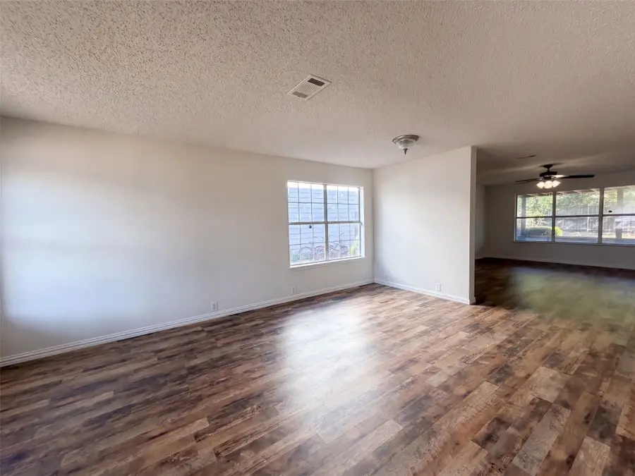 4325 Falcon Drive, Sherman, TX 75092 - #3