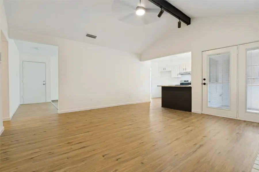 502 Brian Drive, Grand Prairie, TX 75052 - #3
