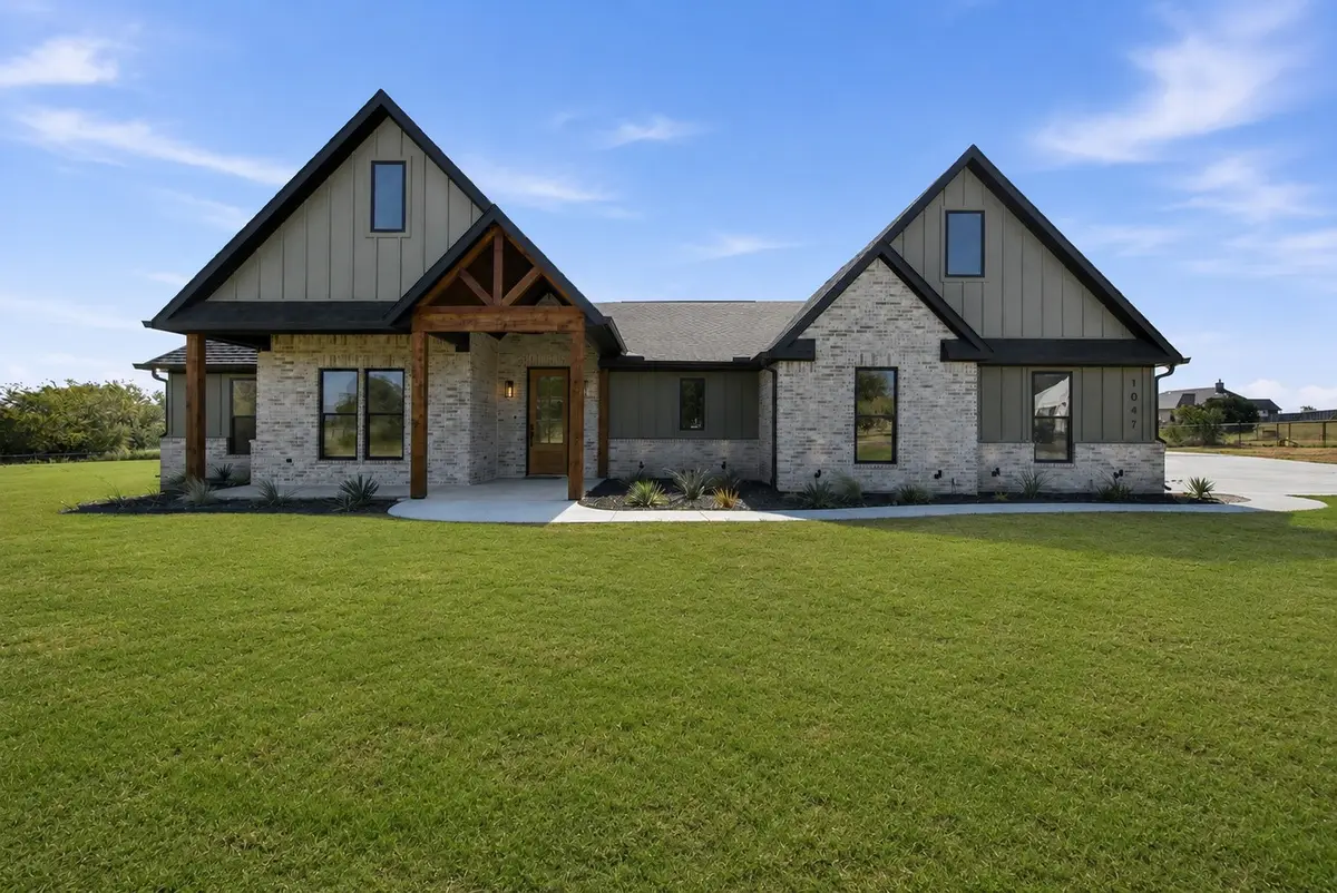 1047 Pioneer Crossing, Weatherford, TX 76088 - #1