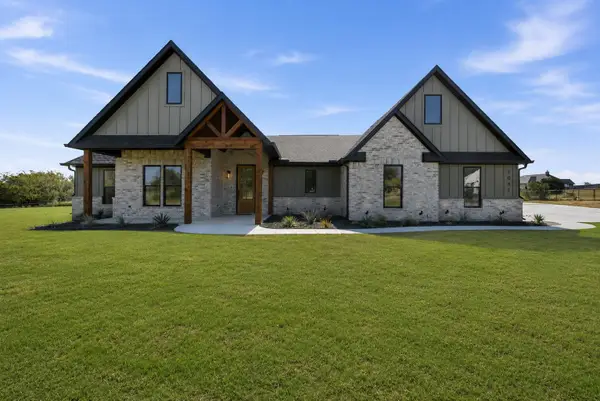 1047 Pioneer Crossing, Weatherford, TX 76088