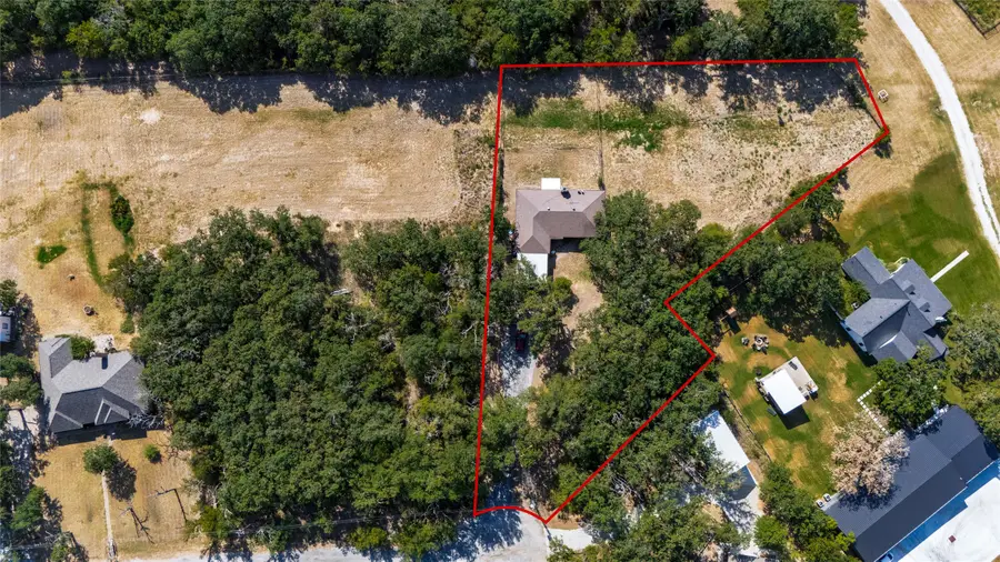 211 Oak Court, Springtown, TX 76082 - #3