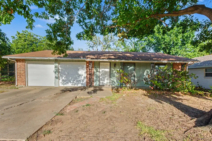 3432 Whippoorwill Lane, Irving, TX 75062 - #2