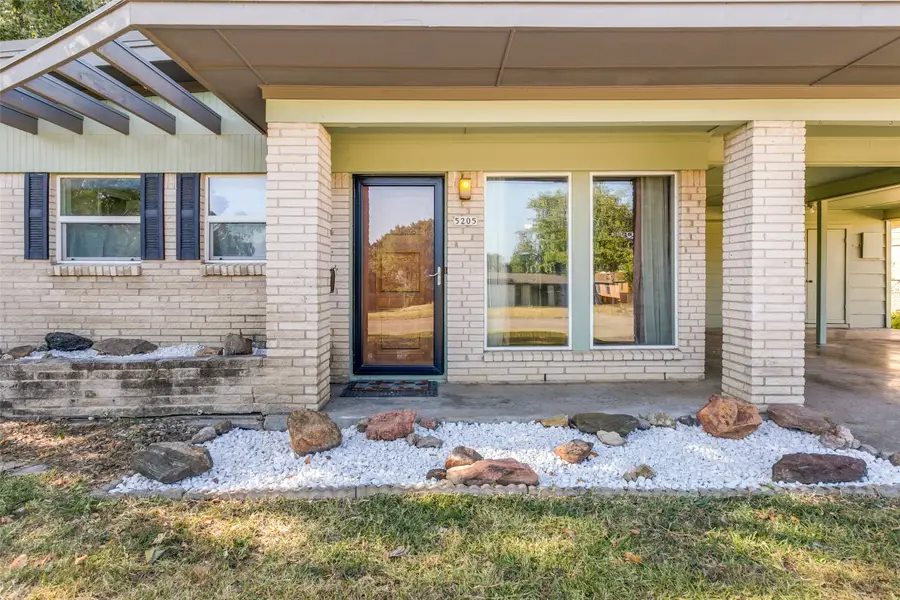 5205 Trail Lake Drive, Fort Worth, TX 76133 - #2