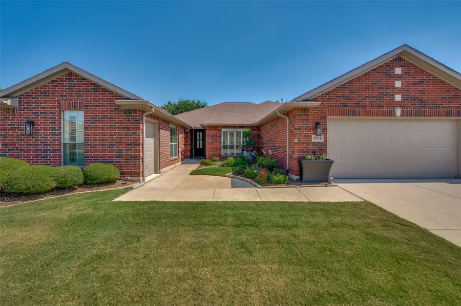 8901 Crestview Drive, Denton, TX 76207 - #2
