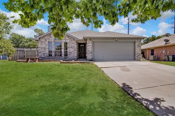 1422 Misty Meadow Drive, Midlothian, TX 76065