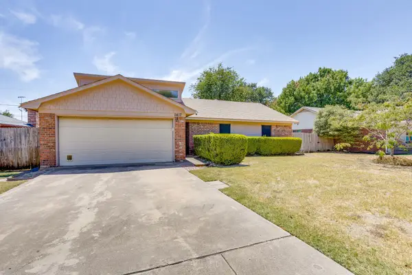 1417 Hall Drive, Crowley, TX 76036