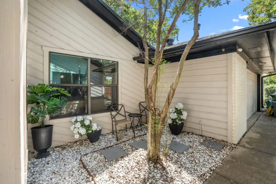 7300 Timberlane Drive, North Richland Hills, TX 76182 - #2