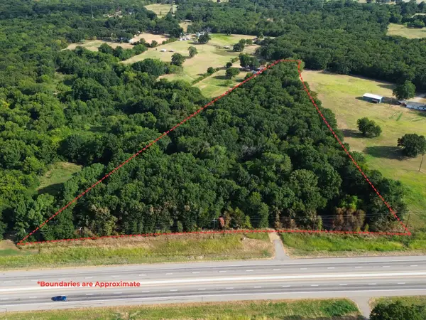 6869 Hwy 24, Klondike, TX 75448
