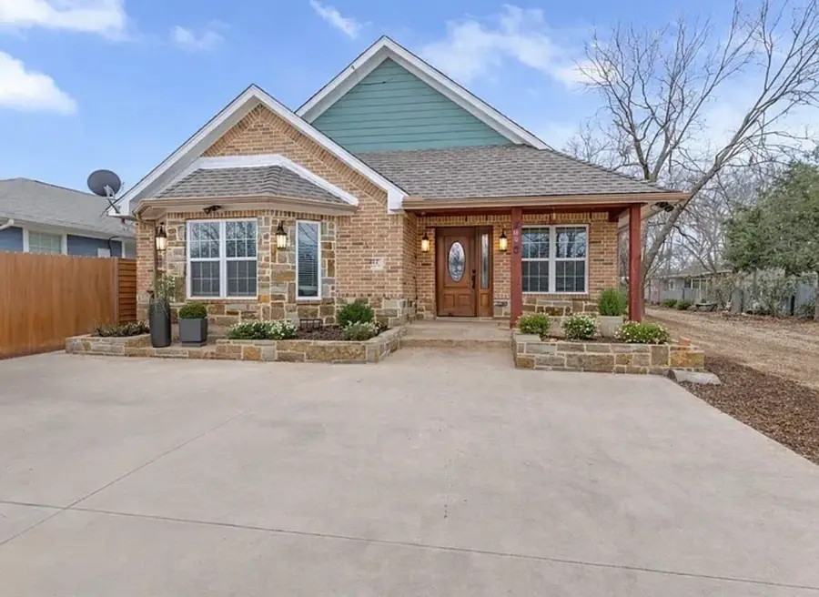 812 E Mcgee Street, Sherman, TX 75090 - #3