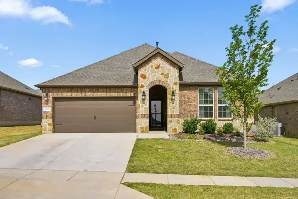 11217 Shady Meadows Way, Aubrey, TX 76227