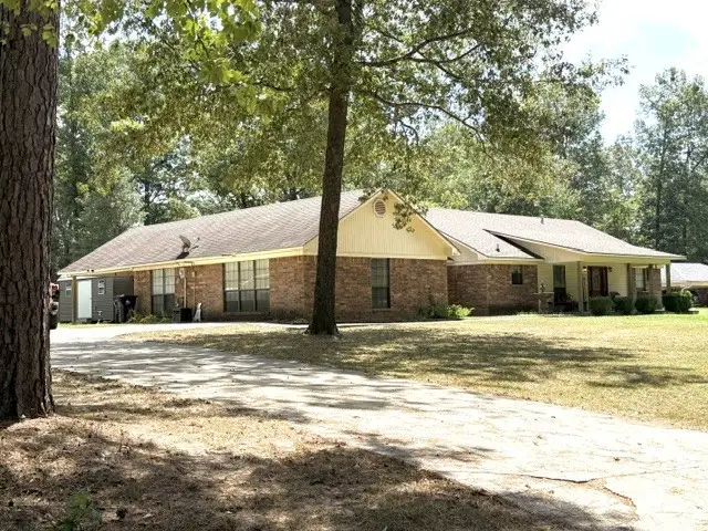 103 Dogwood Drive, Springhill, LA 71075 - #2