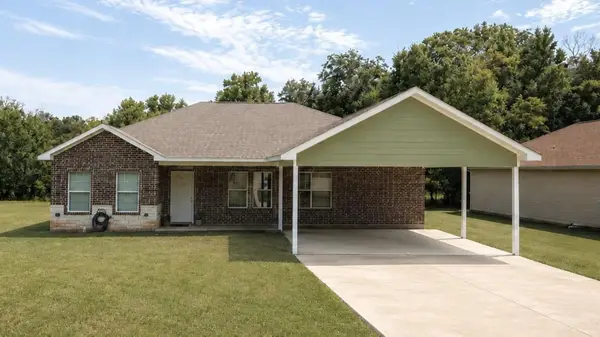 1190 E 1st Street, Mt Pleasant, TX 75455