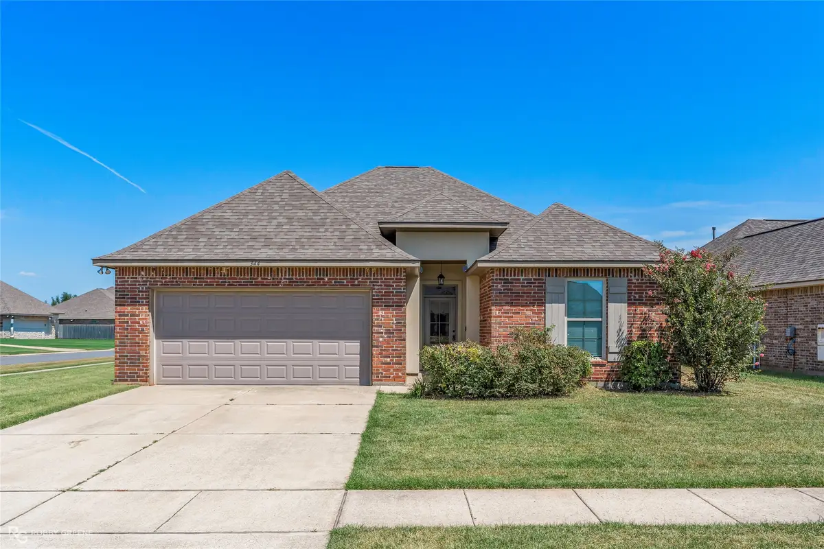 344 Camelback Drive, Bossier City, LA 71111 - #1