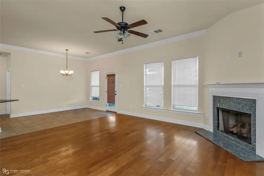 344 Camelback Drive, Bossier City, LA 71111 - #2