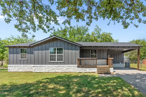 417 N Birch Street, Springtown, TX 76082