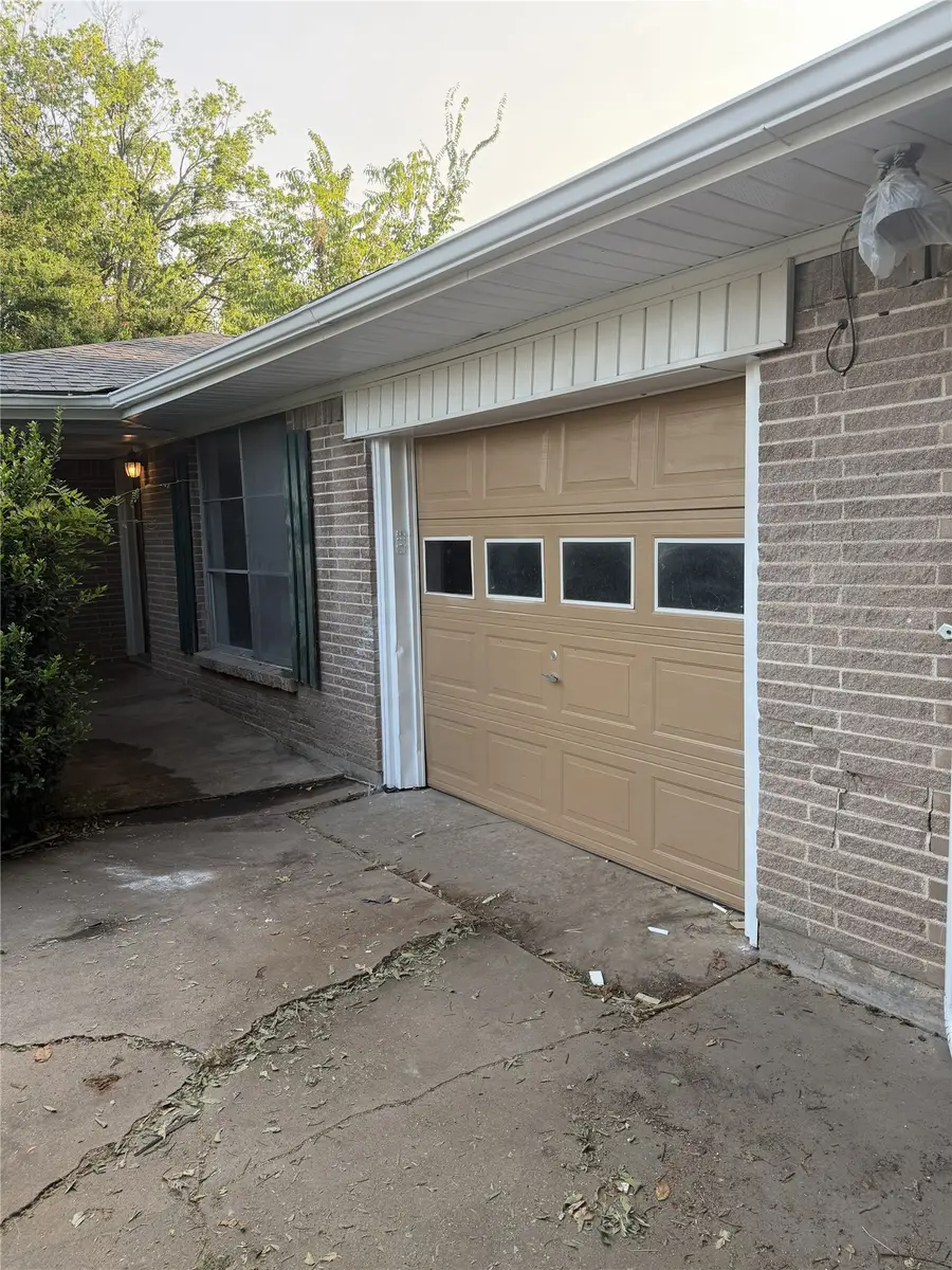 1211 Wolfe City Drive, Greenville, TX 75401 - #2