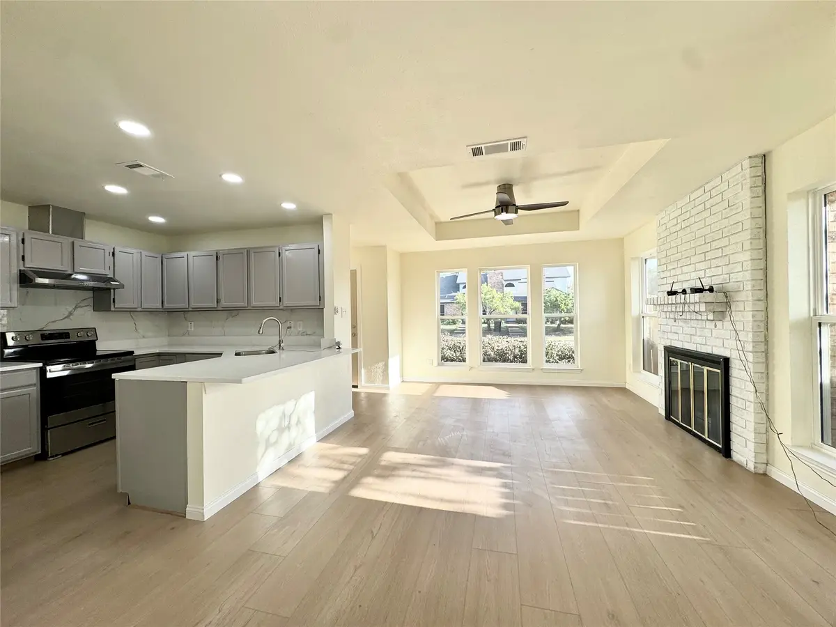 2201 Summer Place Drive, Arlington, TX 76014 - #1