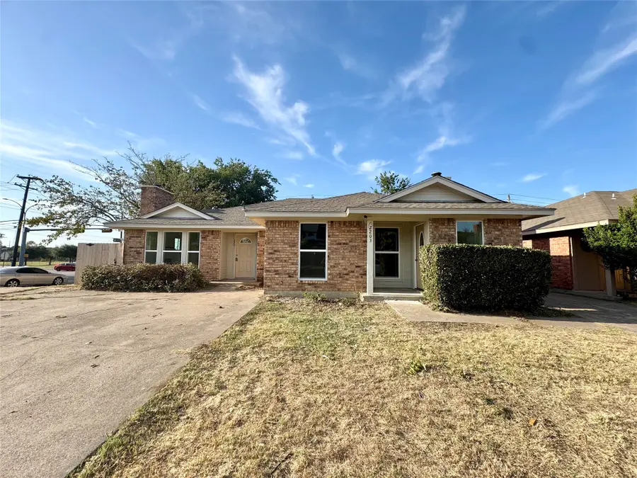 2201 Summer Place Drive, Arlington, TX 76014 - #2