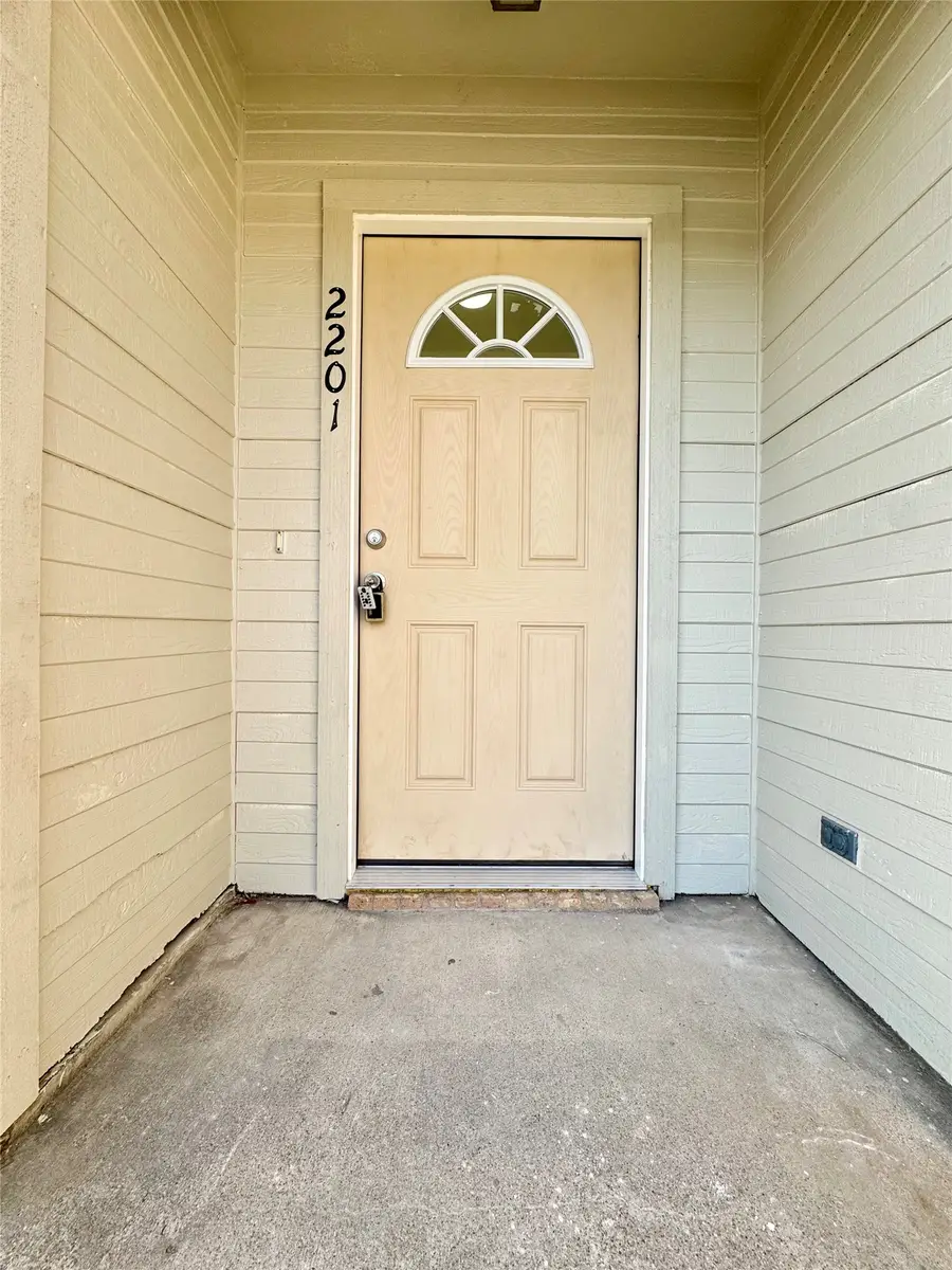 2201 Summer Place Drive, Arlington, TX 76014 - #3