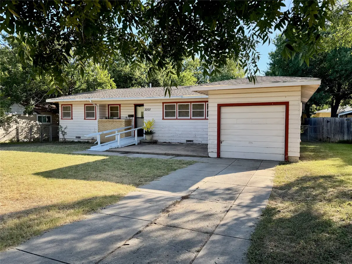 2207 4th Street, Brownwood, TX 76801 - #1