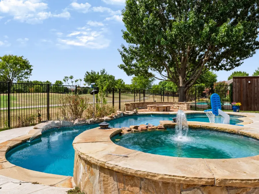 10518 Woodlands Trail, Rowlett, TX 75089 - #2