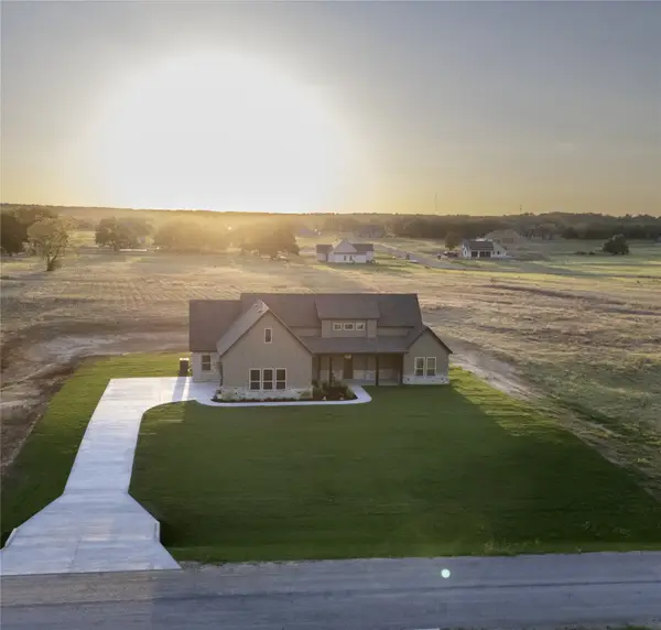 205 Sweetgrass Drive, Poolville, TX 76487
