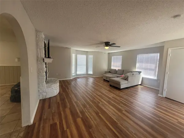 1921 Pelican Drive N, Pelican Bay, TX 76020