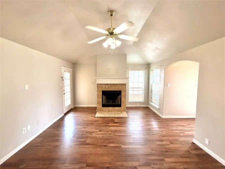 9212 Coral Lane, Fort Worth, TX 76140 - #2