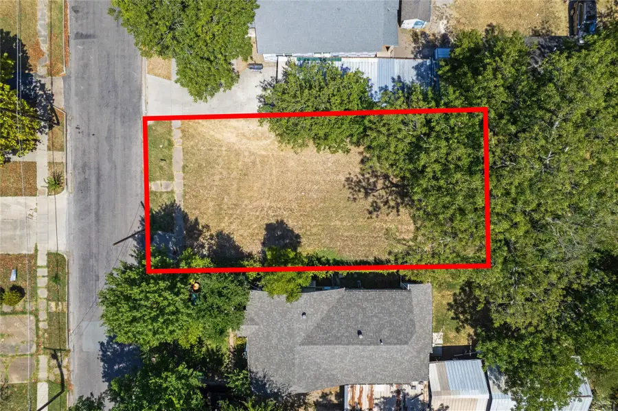 819 N Walnut Street, Sherman, TX 75090 - #3