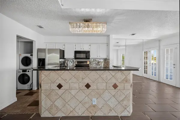 3404 Country Club Drive W #264, Irving, TX 75038