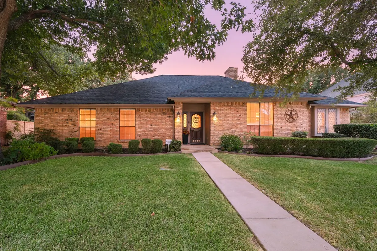 5709 Glacier Lake Drive, Arlington, TX 76013 - #1