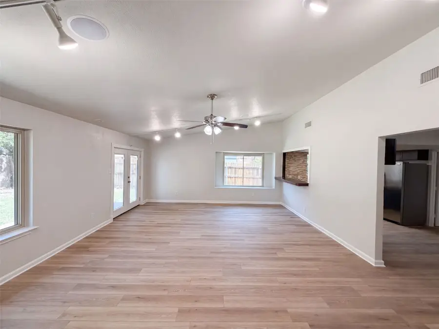 220 Grand Meadow Drive, Fort Worth, TX 76108 - #3