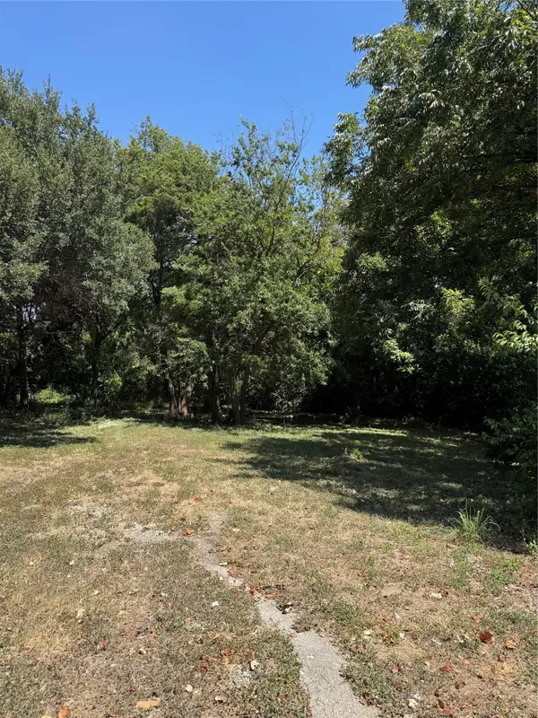 12001 Woodway Drive, Woodway, TX 76712