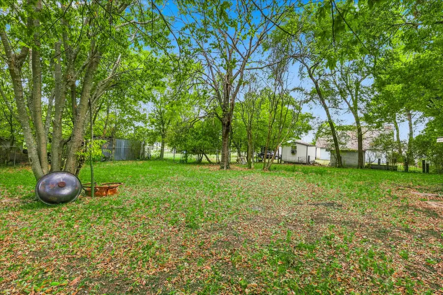 220 S 2nd Street, Wills Point, TX 75169 - #2
