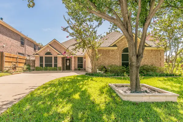 5544 Greenview Court, North Richland Hills, TX 76148