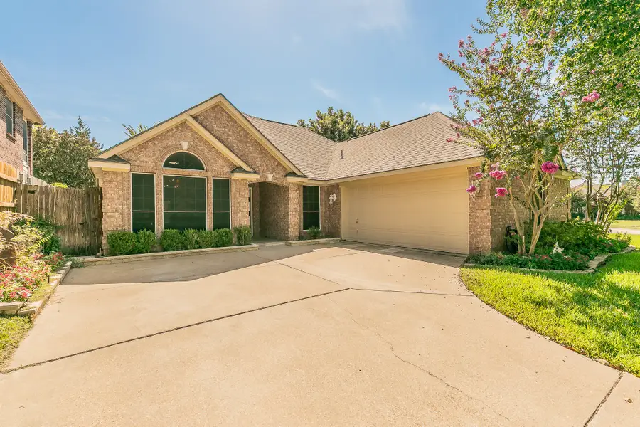 5544 Greenview Court, North Richland Hills, TX 76148 - #2