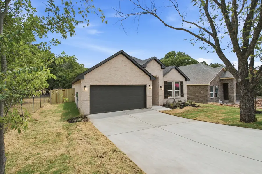 205 Bullard Street, Weatherford, TX 76086 - #2