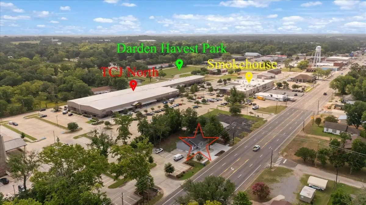 501 Main Street, Lindale, TX 75771 - #1