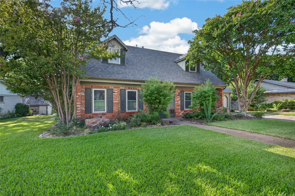 2710 Devonshire Drive, Sherman, TX 75092 - #1