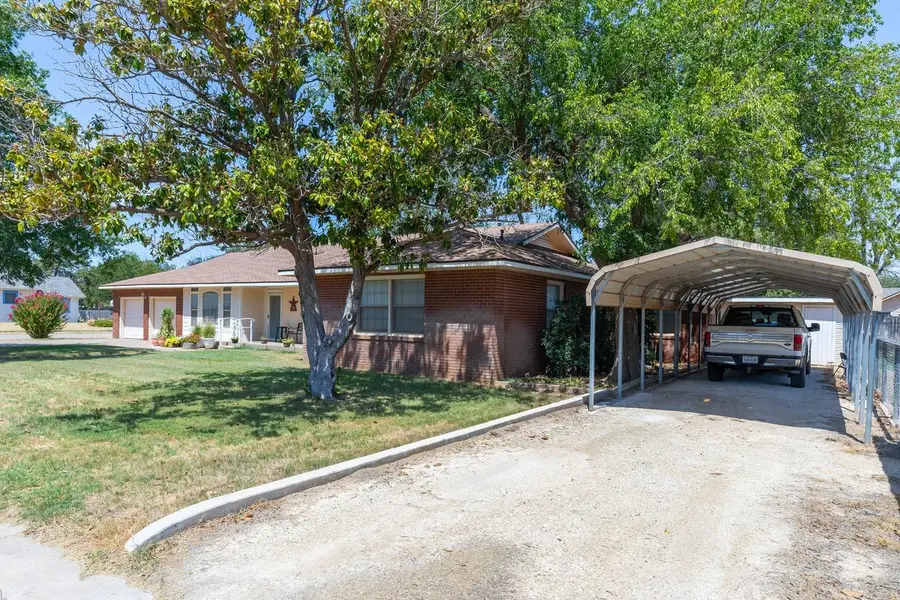400 3rd Street, Knox City, TX 79529 - #3