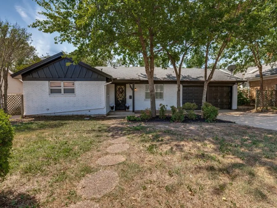 1909 Marlene Drive, Euless, TX 76040 - #2