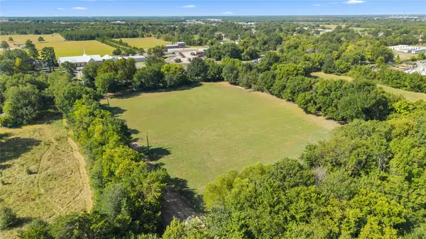 1500 Paris Boulevard, Paris, TX 75460