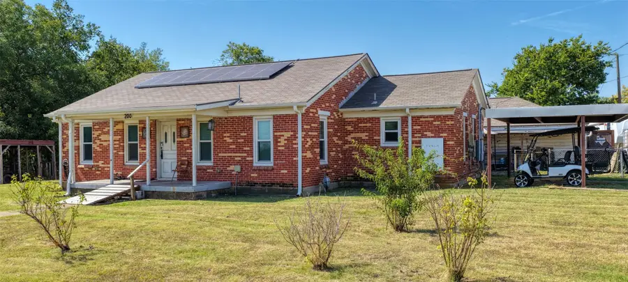 200 E Crossmain, Milford, TX 76670 - #3