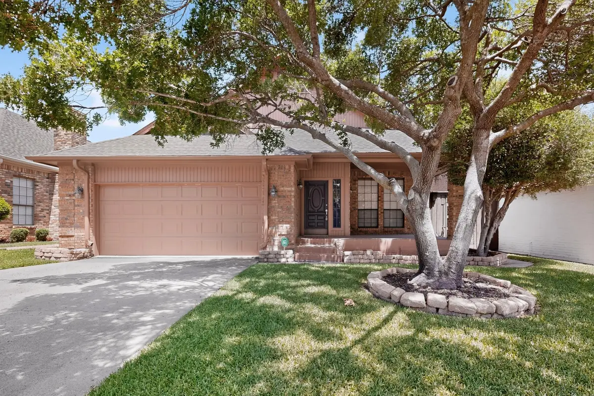 1216 Olde Towne Drive, Irving, TX 75061 - #1
