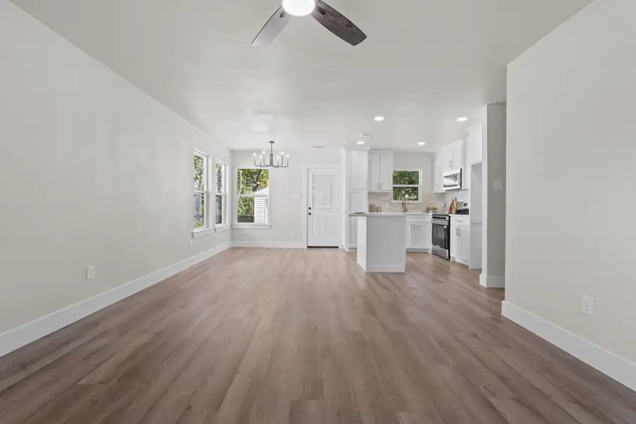 5908 Locke Avenue, Fort Worth, TX 76107 - #3