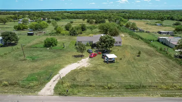 8910 County Road 3602, Quinlan, TX 75474