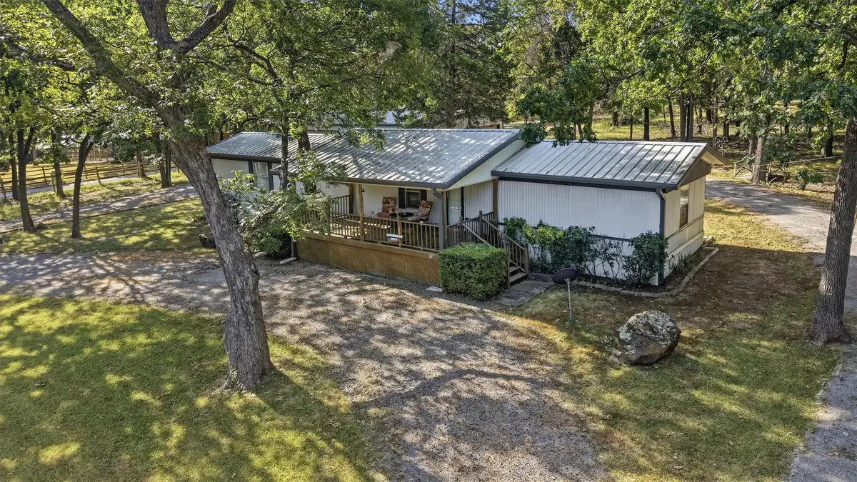 228 Oklahoma Avenue, Pottsboro, TX 75076 - #1