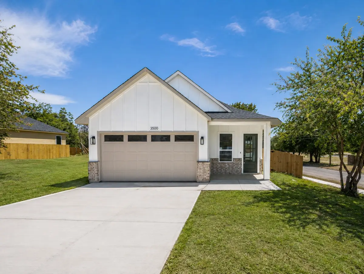 3500 Oscar Avenue, Fort Worth, TX 76106 - #1